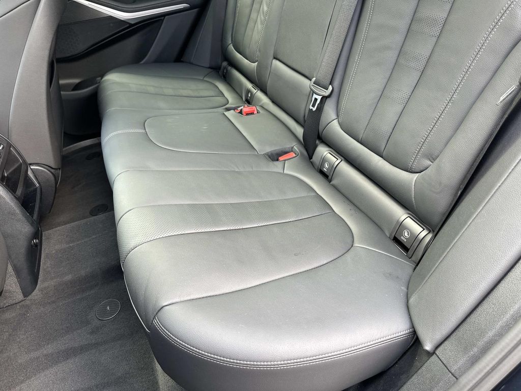 Thumbnail: 2022 BMW X5 - 32