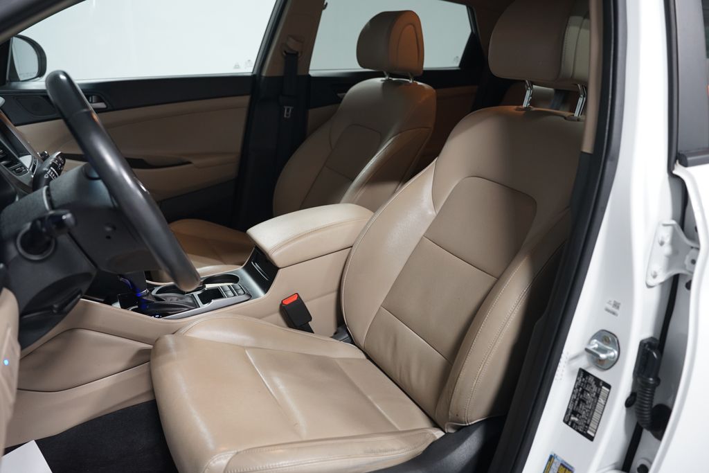 Thumbnail: 2018 Hyundai Tucson - 27