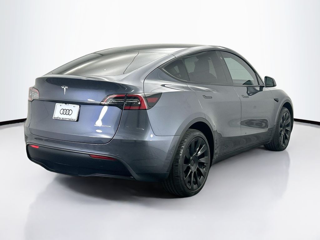 Thumbnail: 2022 Tesla Model Y - 5