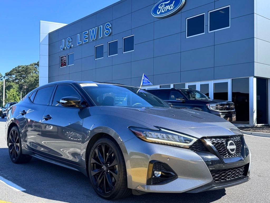 Gray (Gun Metallic) 2023 Nissan Maxima SR FWD Sedan Front-Wheel Drive Continuously Variable Transmission