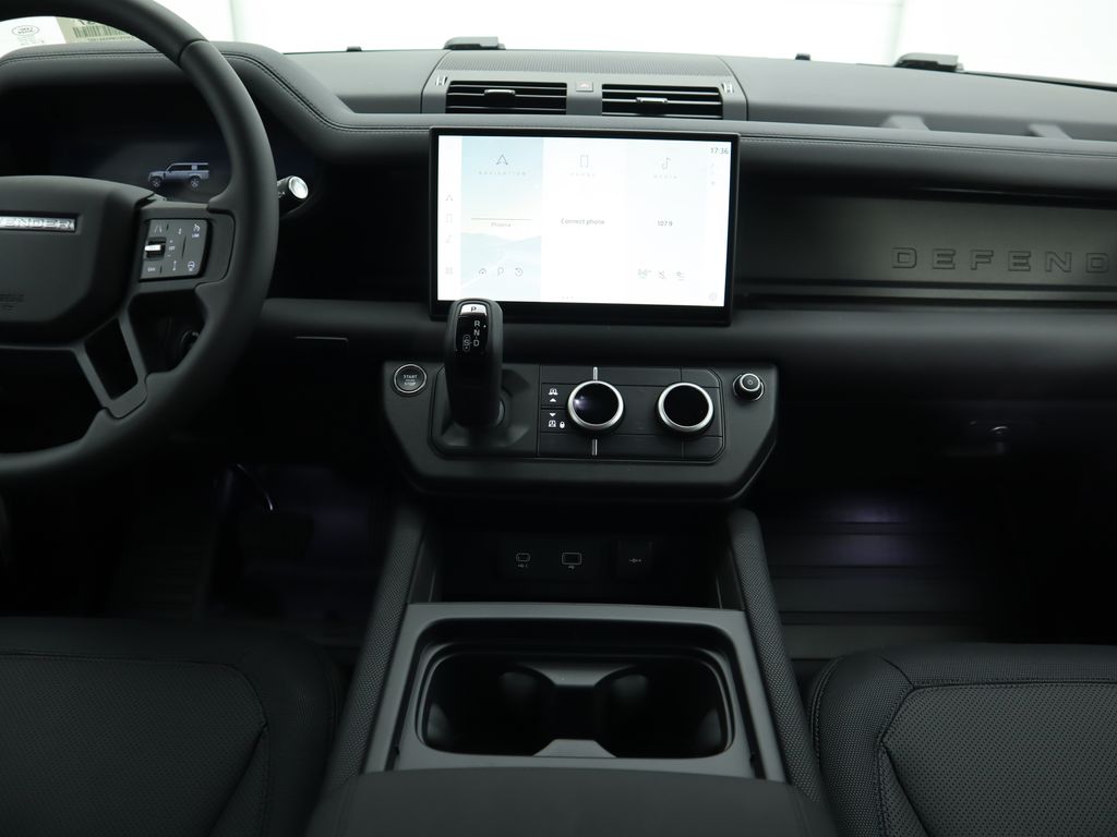 Thumbnail: 2024 Land Rover Defender - 13