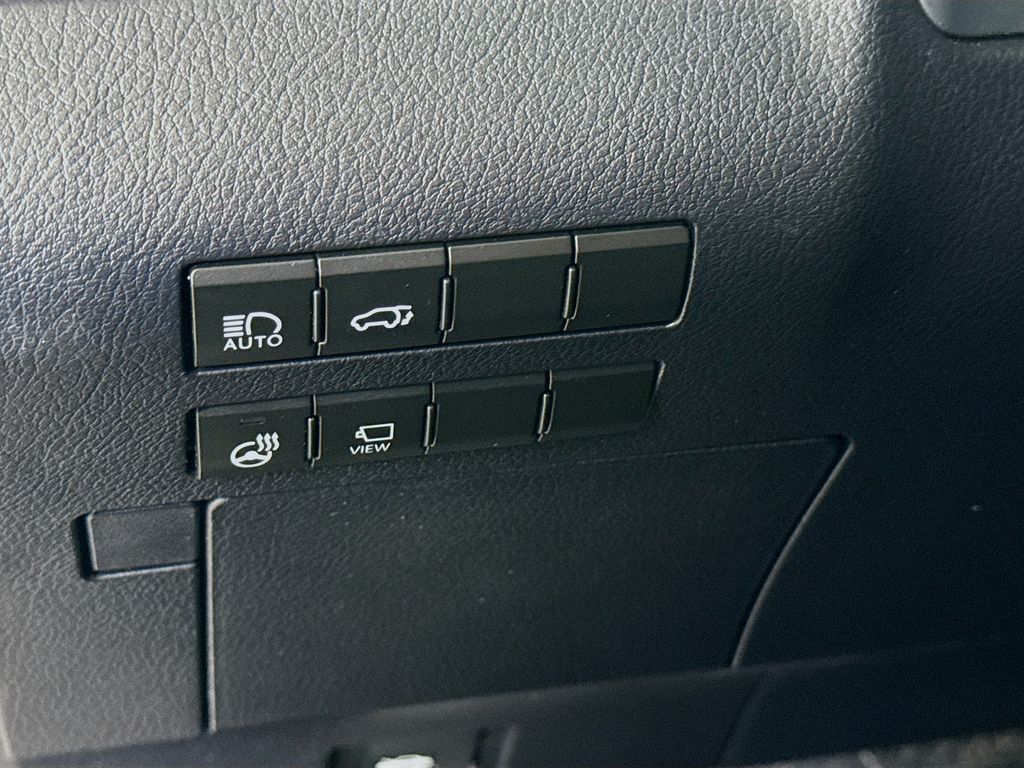 2022 Lexus RX 350L 10