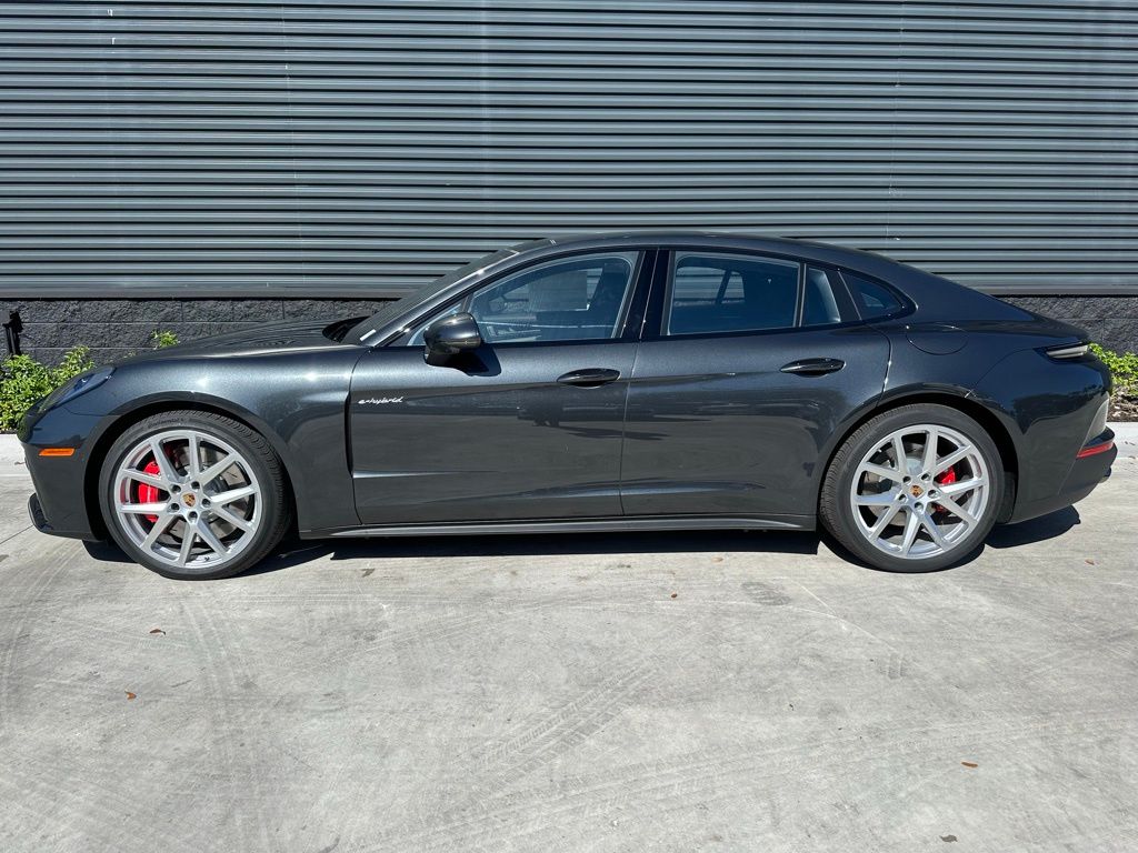 2025 Porsche Panamera 4S 2