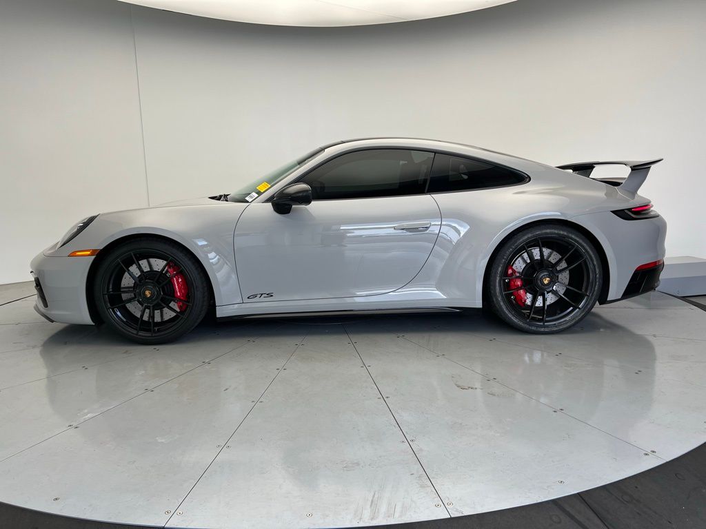 Thumbnail: 2024 Porsche 911 - 2