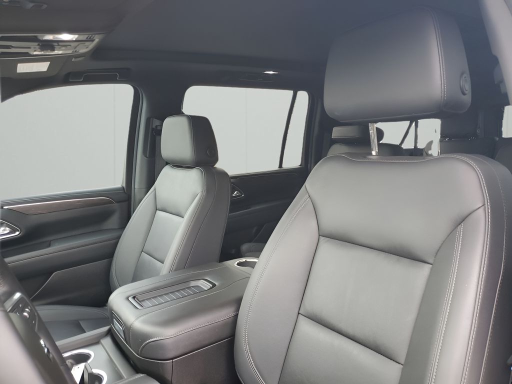 Used Car 2024 Chevrolet Suburban  Z71 For Sale Under $70,000 In Austin, Texas