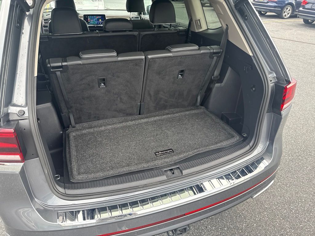 2025 Volkswagen Atlas 2.0T SEL Premium R-Line Gray at Subaru and VW of Moon Township