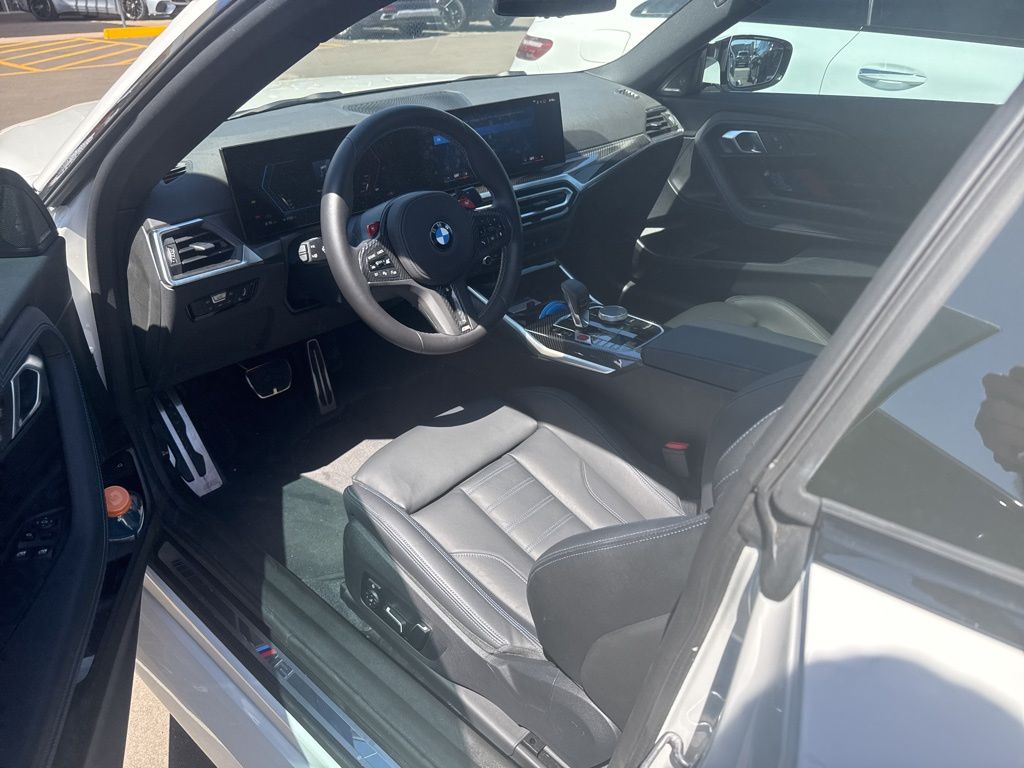 2024 BMW M2  9