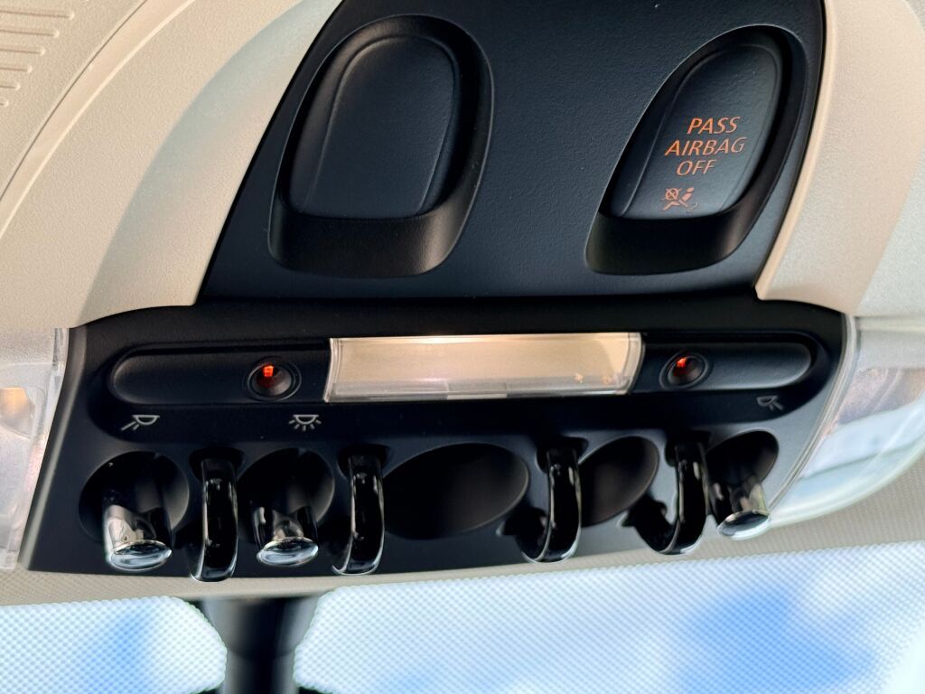 Thumbnail: 2017 MINI Cooper - 25