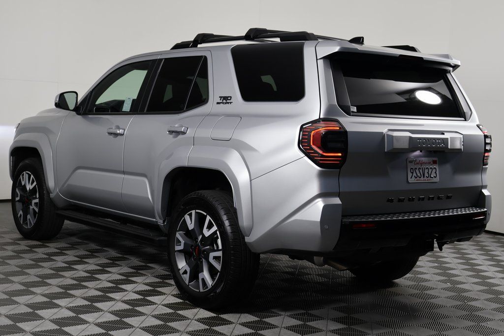 Thumbnail: 2025 Toyota 4Runner - 6