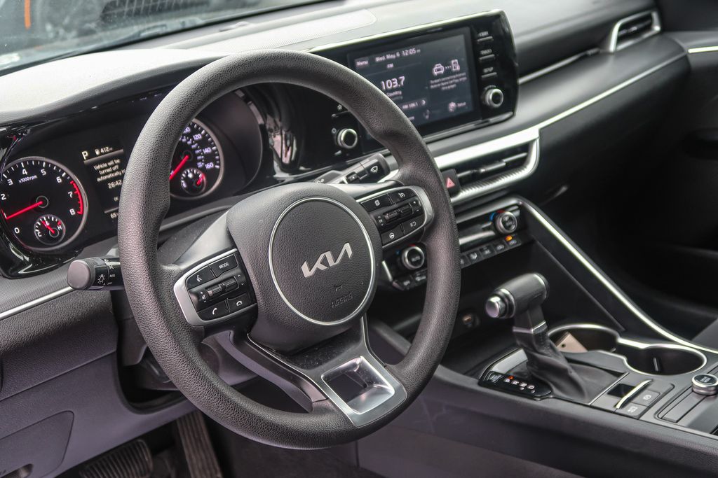 2023 Kia K5 LXS