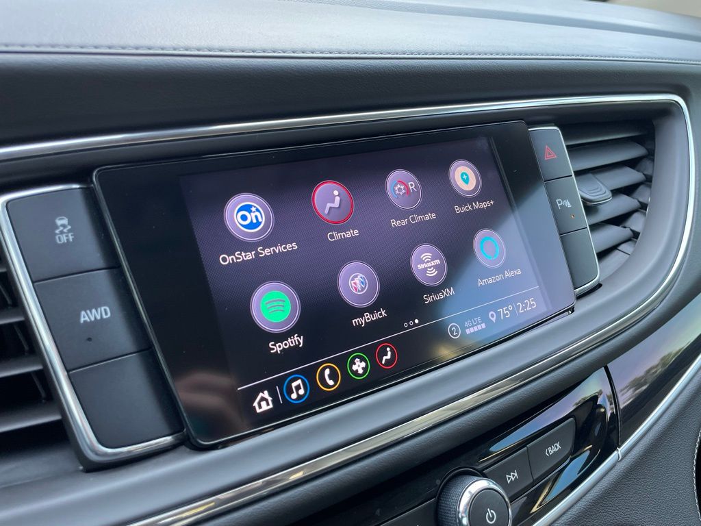 2020 Buick Enclave Essence