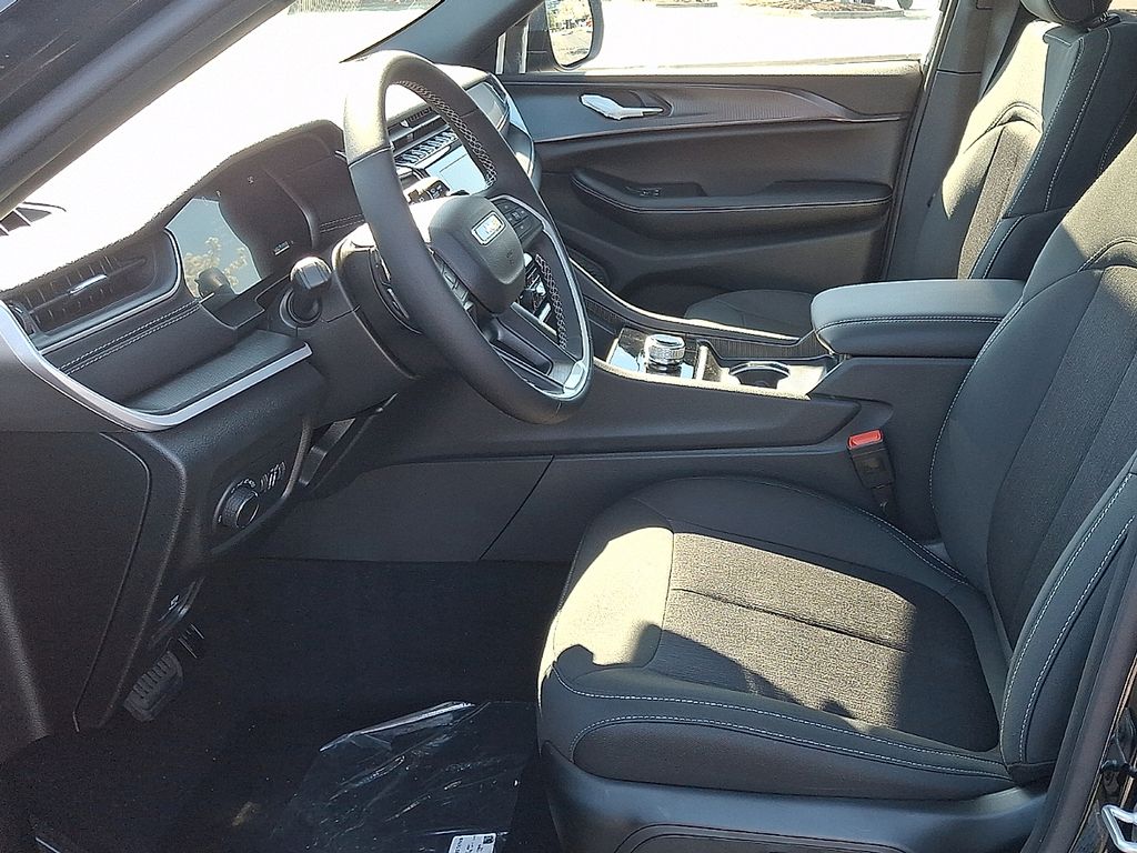 New 2026 Jeep Grand Cherokee SUV