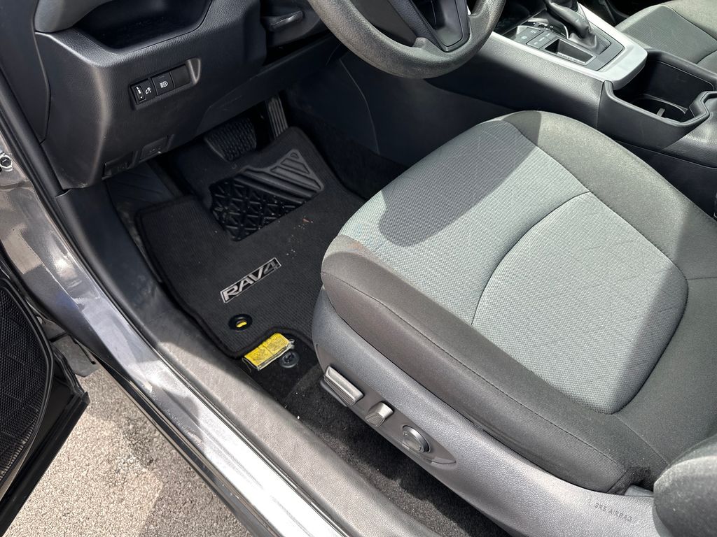 Used Car 2025 Toyota Rav4  Xle For Sale Under $35,000 In Austin, Texas