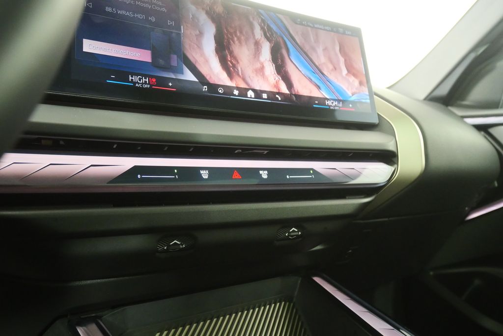 Thumbnail: 2025 BMW X3 - 23