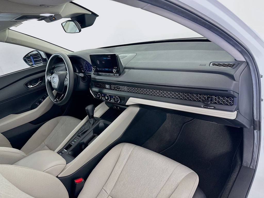 Thumbnail: 2024 Honda Accord - 27