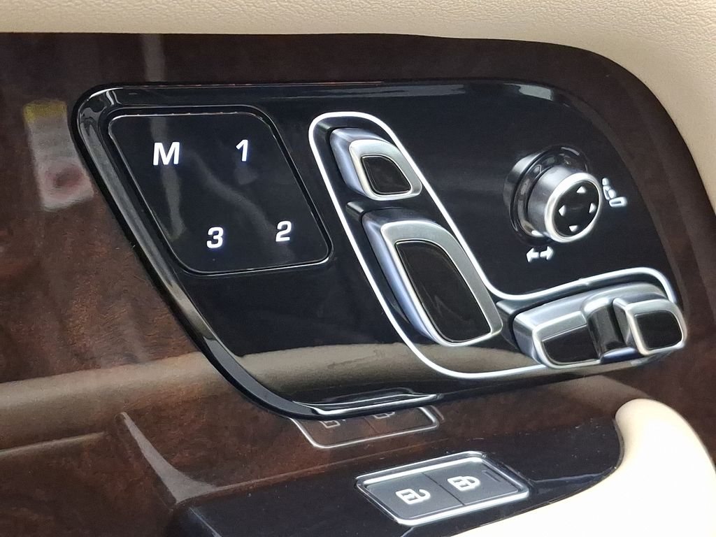 2021 Land Rover Range Rover Westminster 27