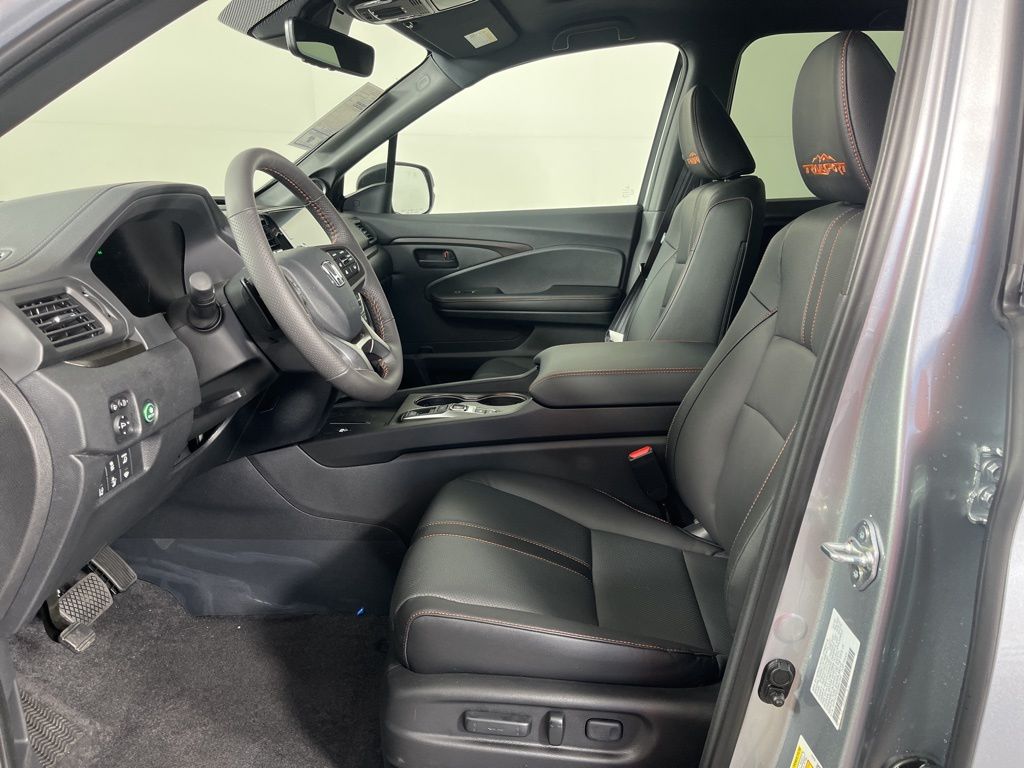 2025 Honda Ridgeline TrailSport 17