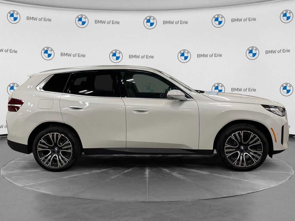 New 2026 Mineral White Metallic BMW 30 xDrive image 5