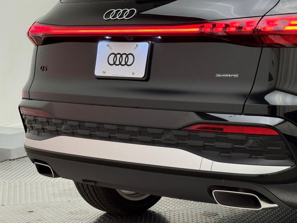 2025 Audi Q5 Premium 10