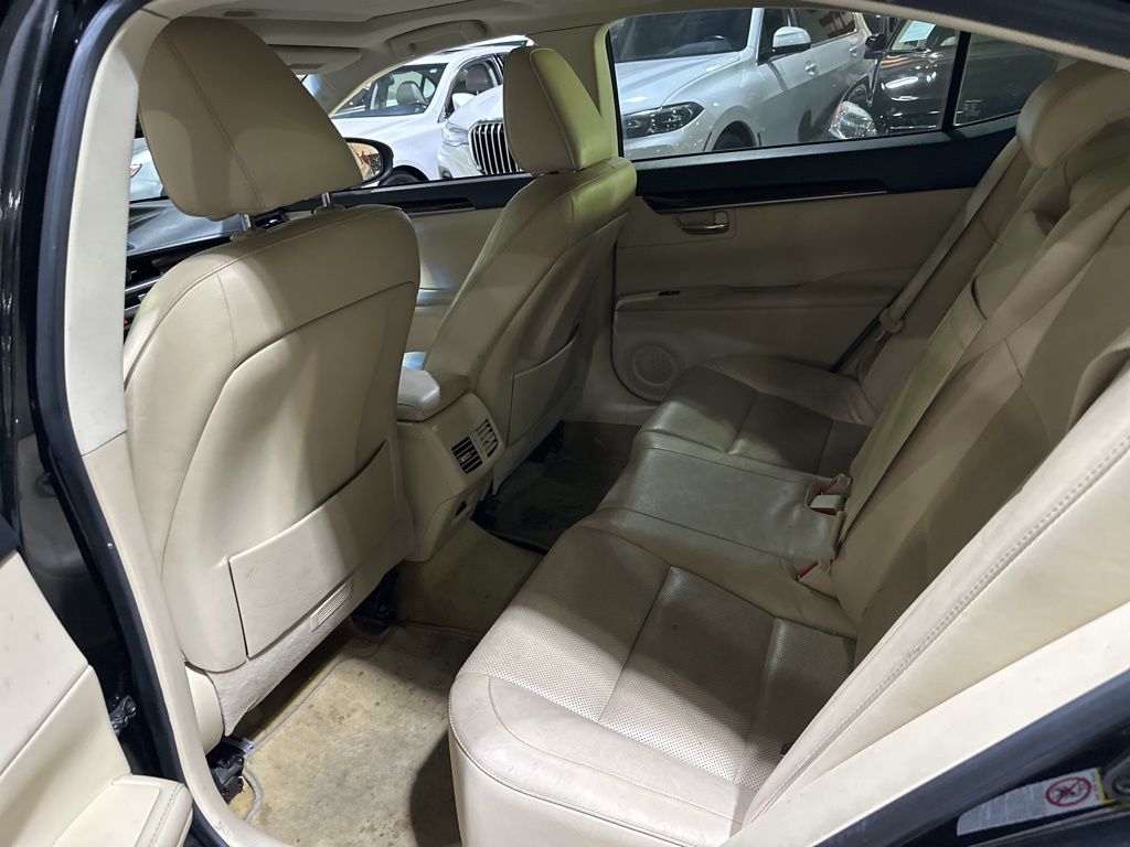 2014 Lexus ES 350 17