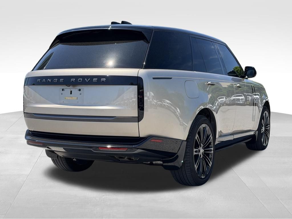 2024 Land Rover Range Rover P530 SE