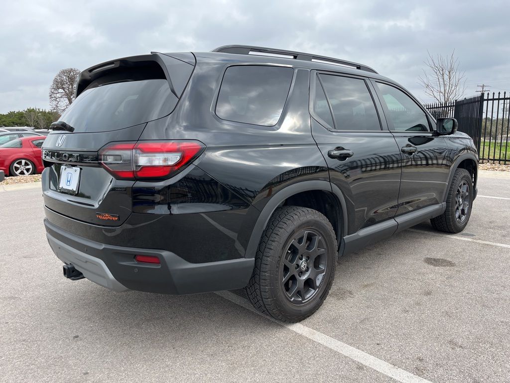 Thumbnail: 2025 Honda Pilot - 4