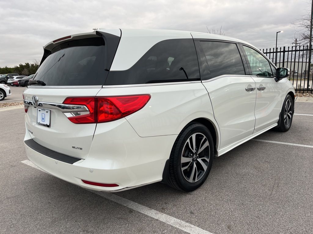 Thumbnail: 2018 Honda Odyssey - 4