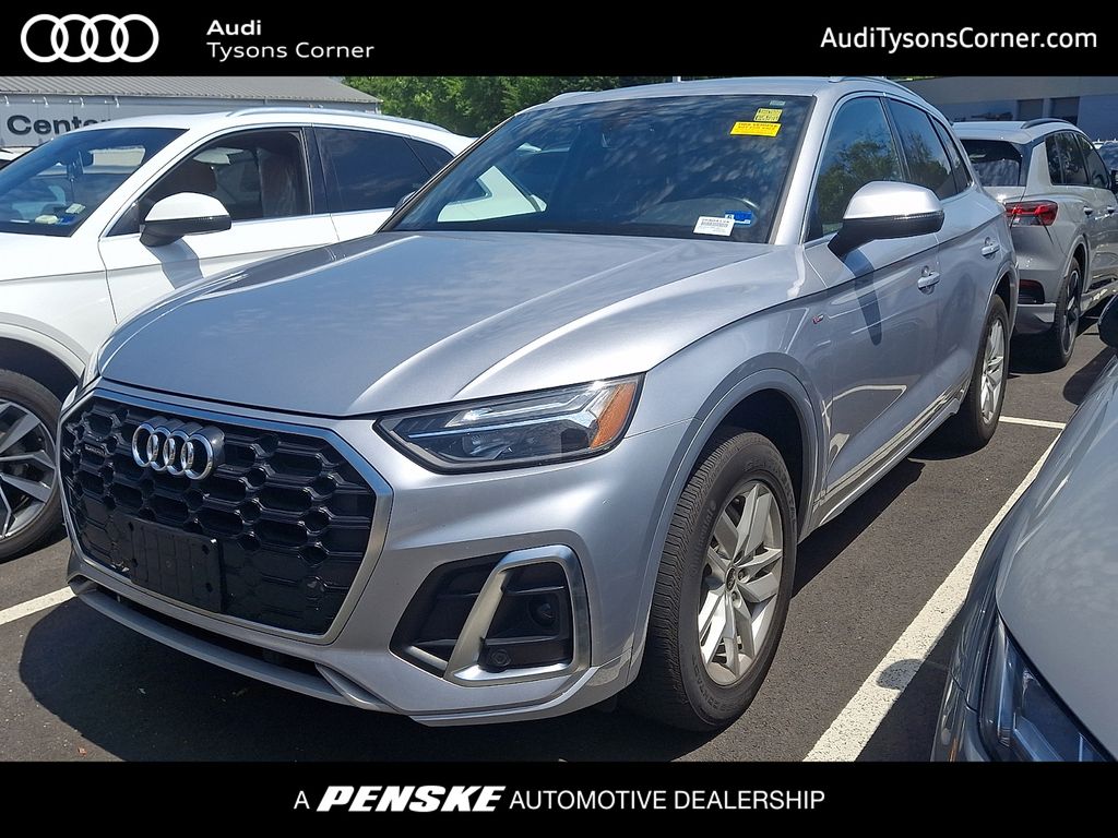 Thumbnail: 2022 Audi Q5 - 1