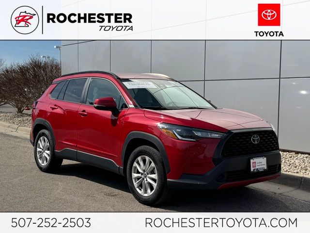Barcelona Red Metallic 2022 Toyota Corolla Cross LE AWD SUV / Crossover All-Wheel Drive Continuously Variable Transmission