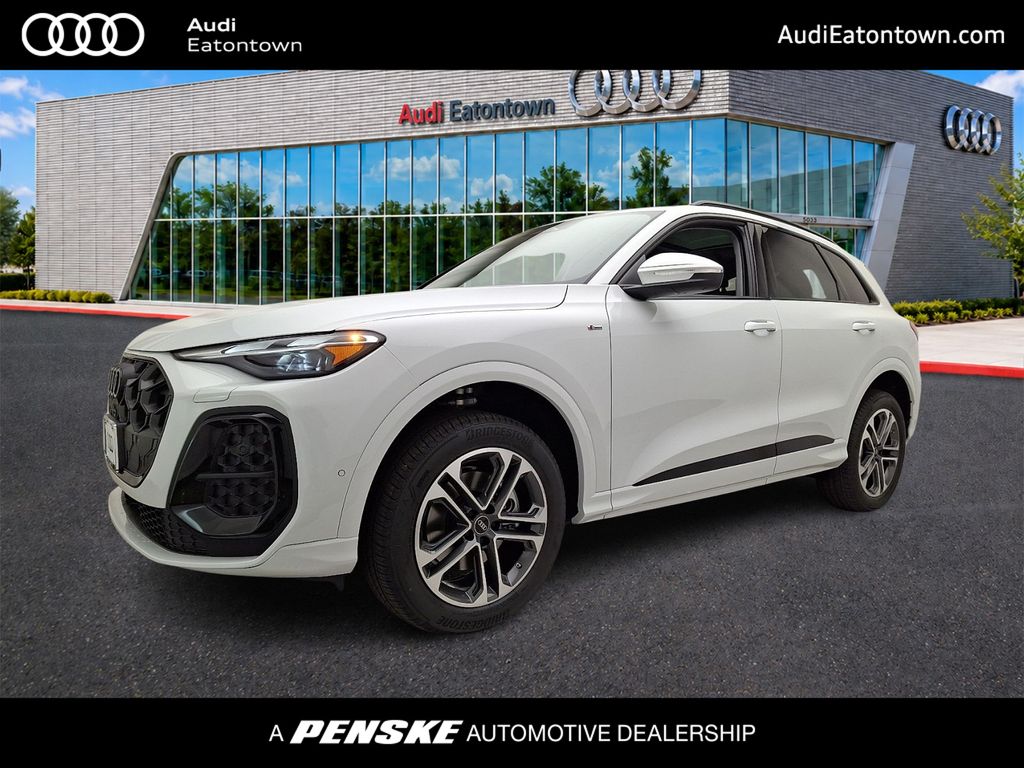 Glacier White Metallic 2026 Audi Q5 SUV / Crossover All-Wheel Drive 7-Speed Automatic