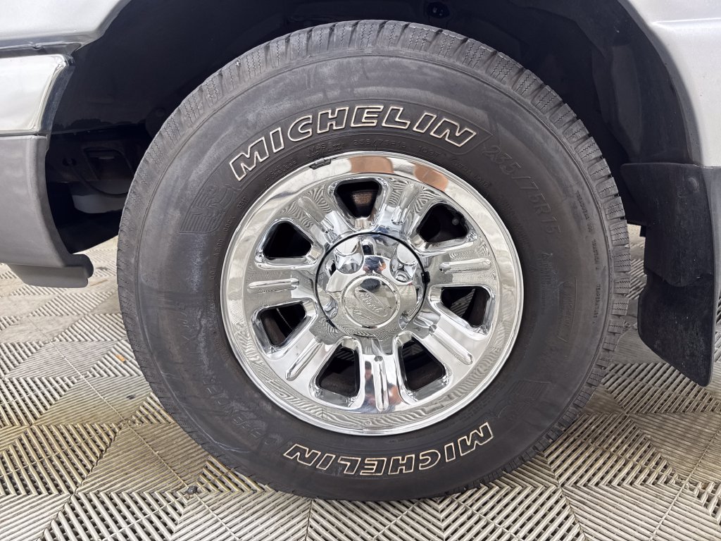Used 2003  Ford XLT image 12
