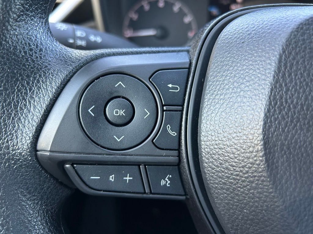 2024 Toyota Corolla LE 23