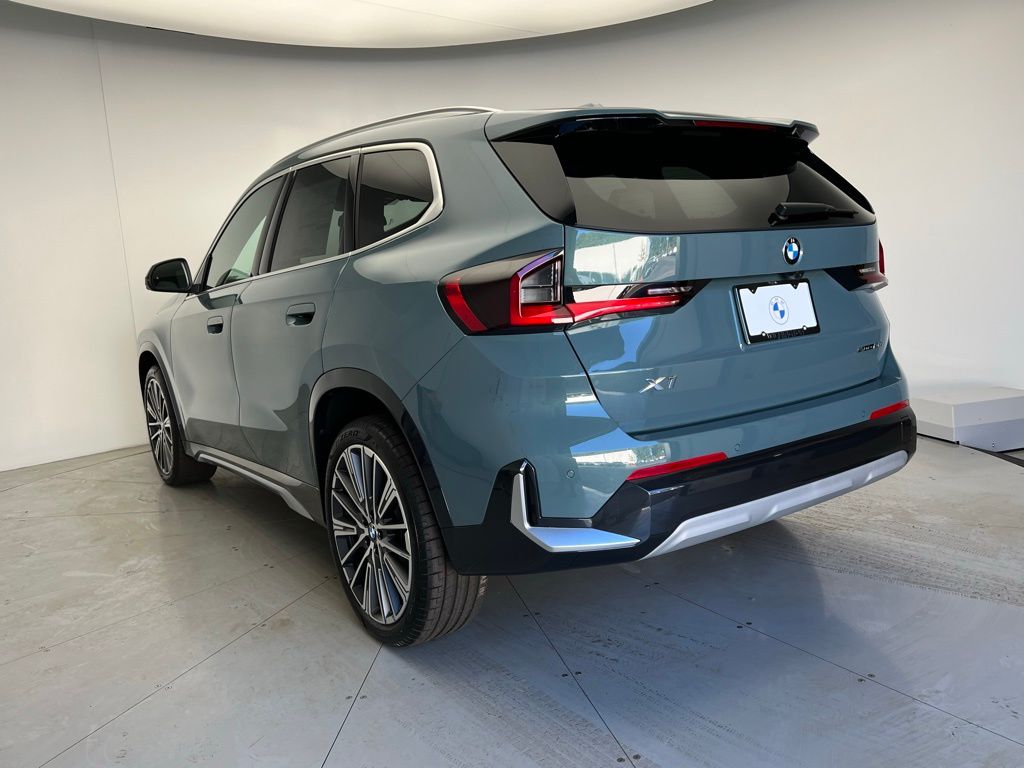 Thumbnail: 2026 BMW X1 - 4