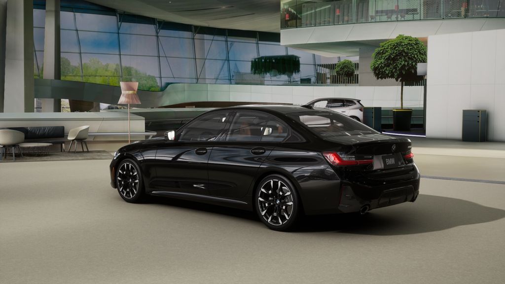 Thumbnail: 2025 BMW 3 Series - 2