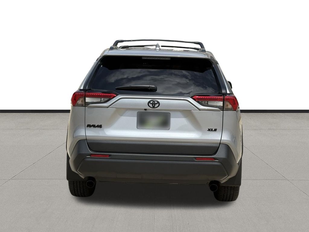 2024 Toyota RAV4 XLE Premium - 5