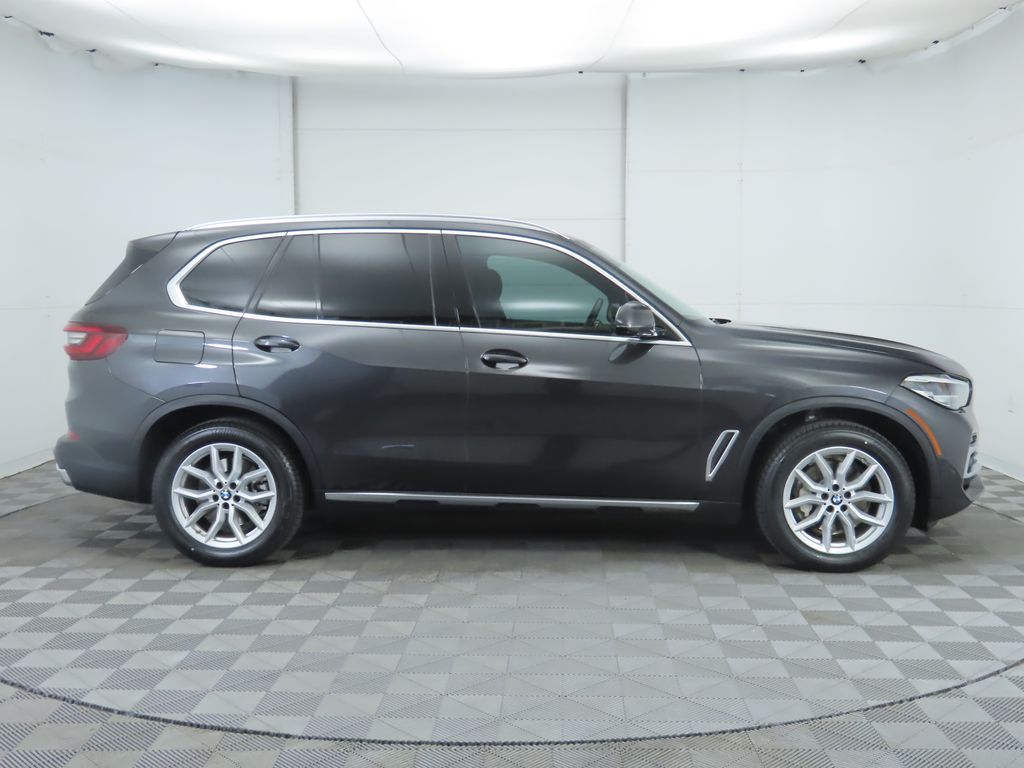 Thumbnail: 2023 BMW X5 - 4