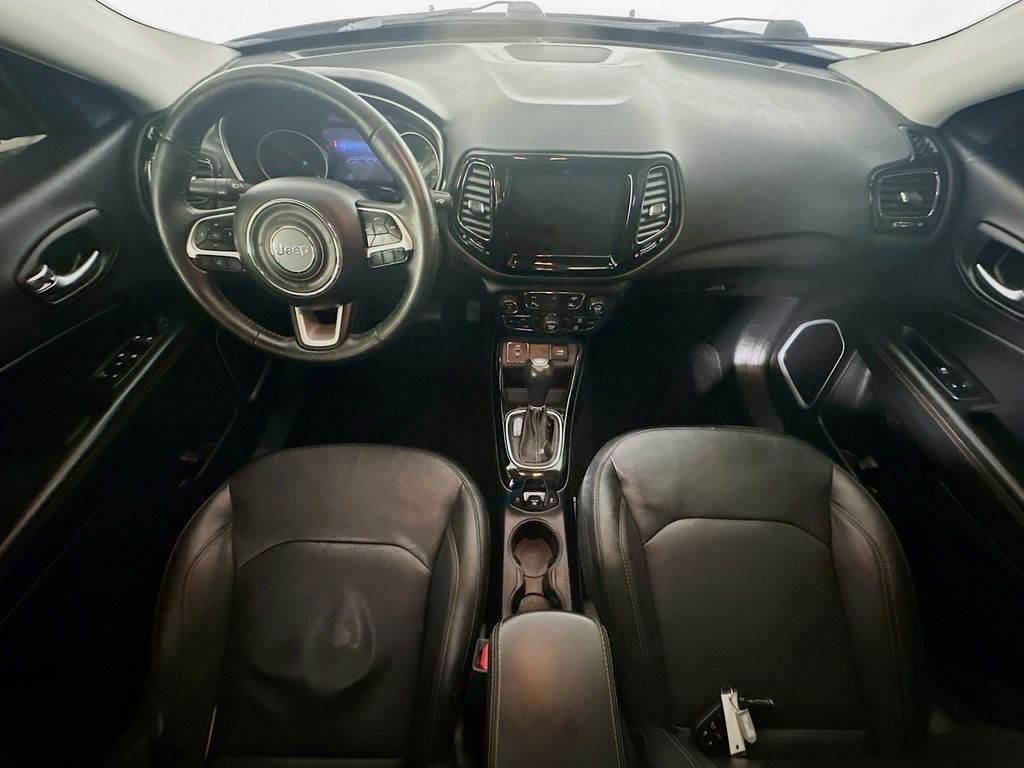 Used 2018 Gray Jeep Limited image 10