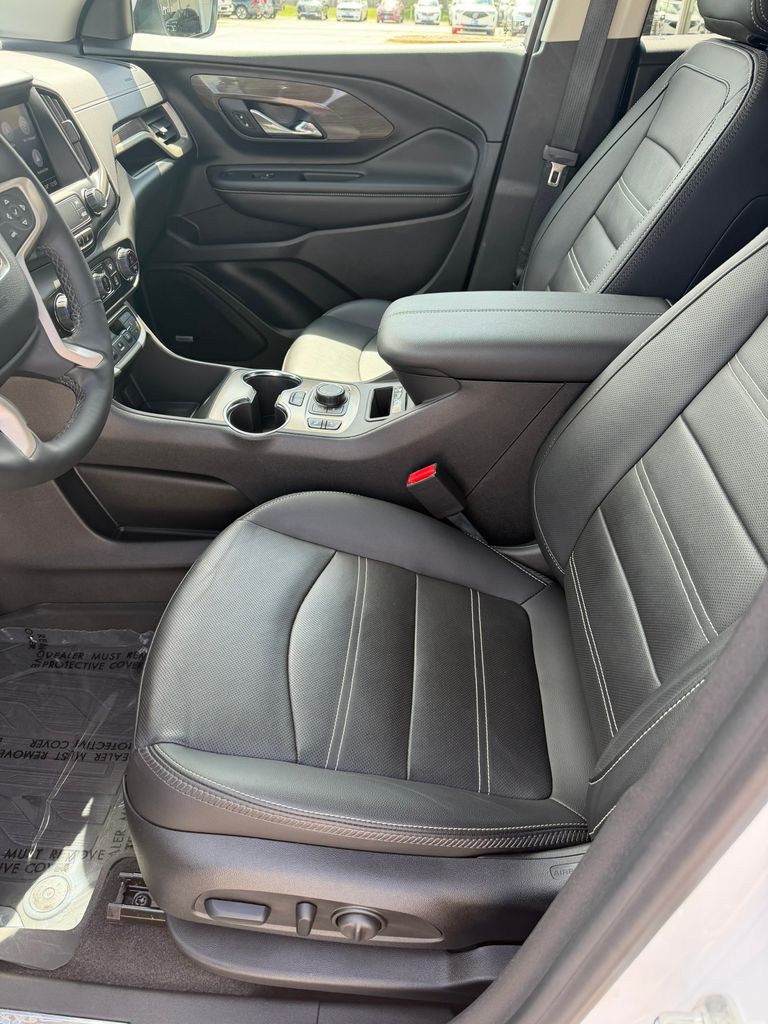Used 2024 GMC Terrain SUV