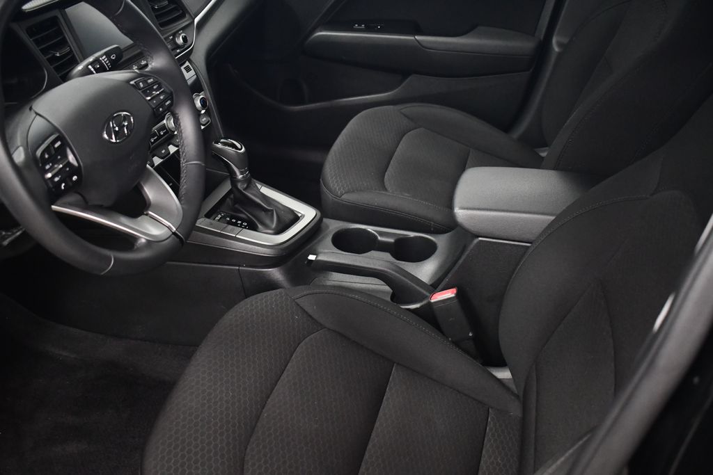 Thumbnail: 2019 Hyundai Elantra - 26