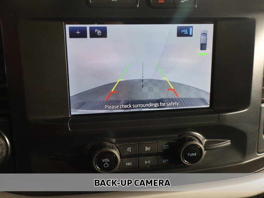 Used 2022 Silver Ford XLT image 5