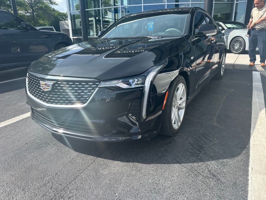 2021 Cadillac CT4 Luxury's photo