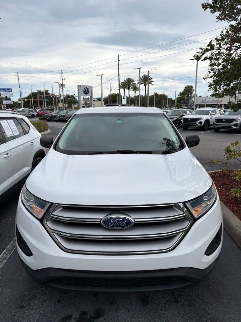Oxford White 2018 Ford Edge SE SUV / Crossover Front-Wheel Drive 6-Speed Automatic