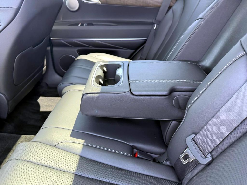 Used 2025 Genesis GV80 SUV
