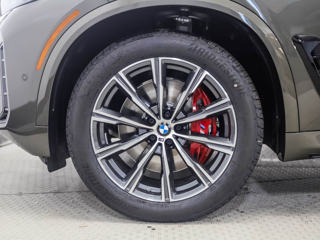 Thumbnail: 2026 BMW X5 - 2