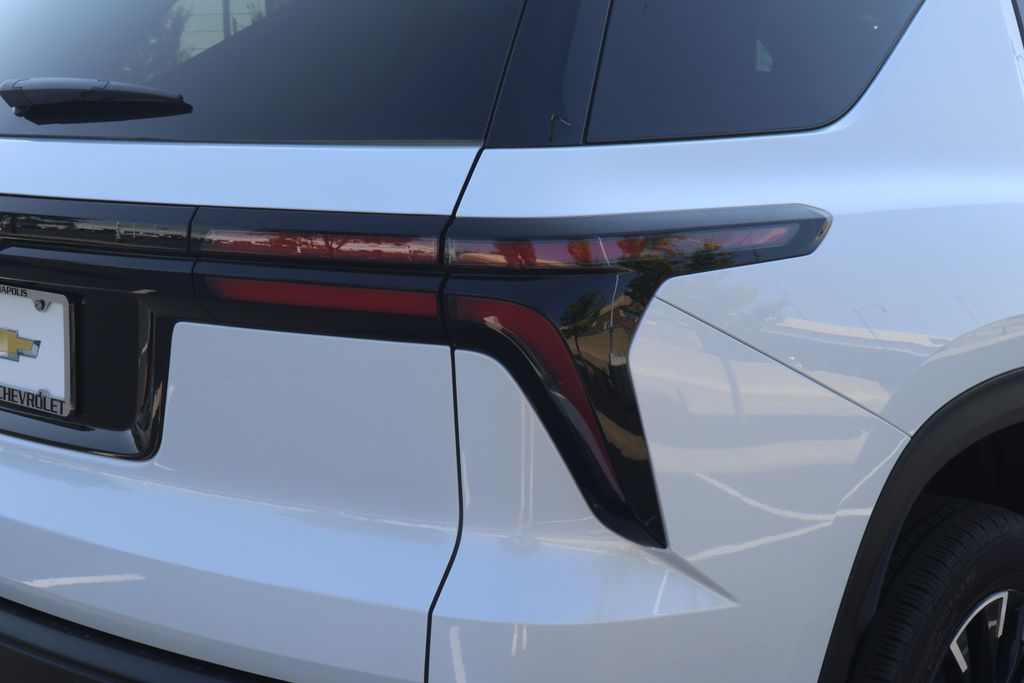 Thumbnail: 2026 Chevrolet Traverse - 7