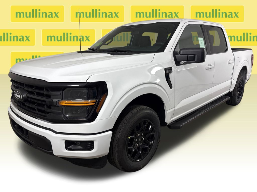 New 2026 White Ford XLT image 15