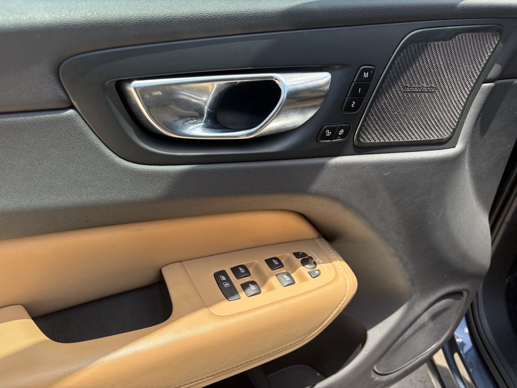 2022 Volvo XC60 B5 Inscription Blue at Cook Ford