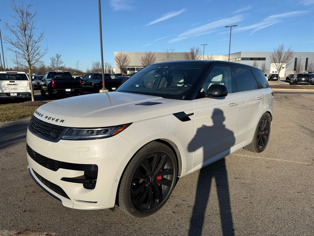 2025 Land Rover Range Rover Sport P460e Dynamic SE AWD
