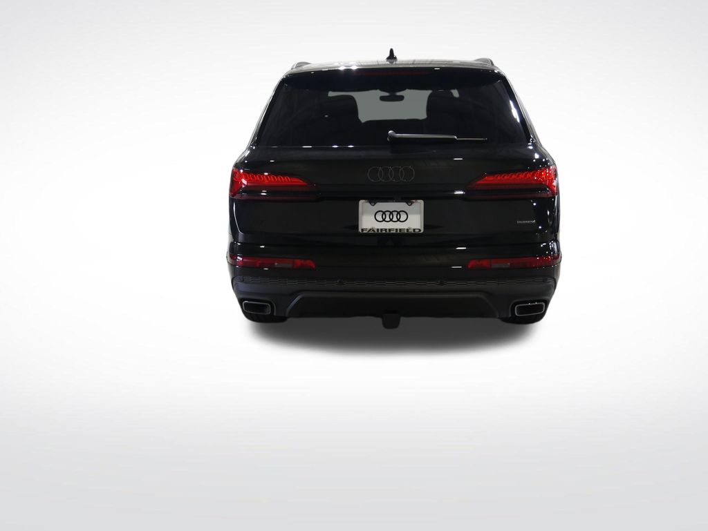 Thumbnail: 2026 Audi Q7 - 4