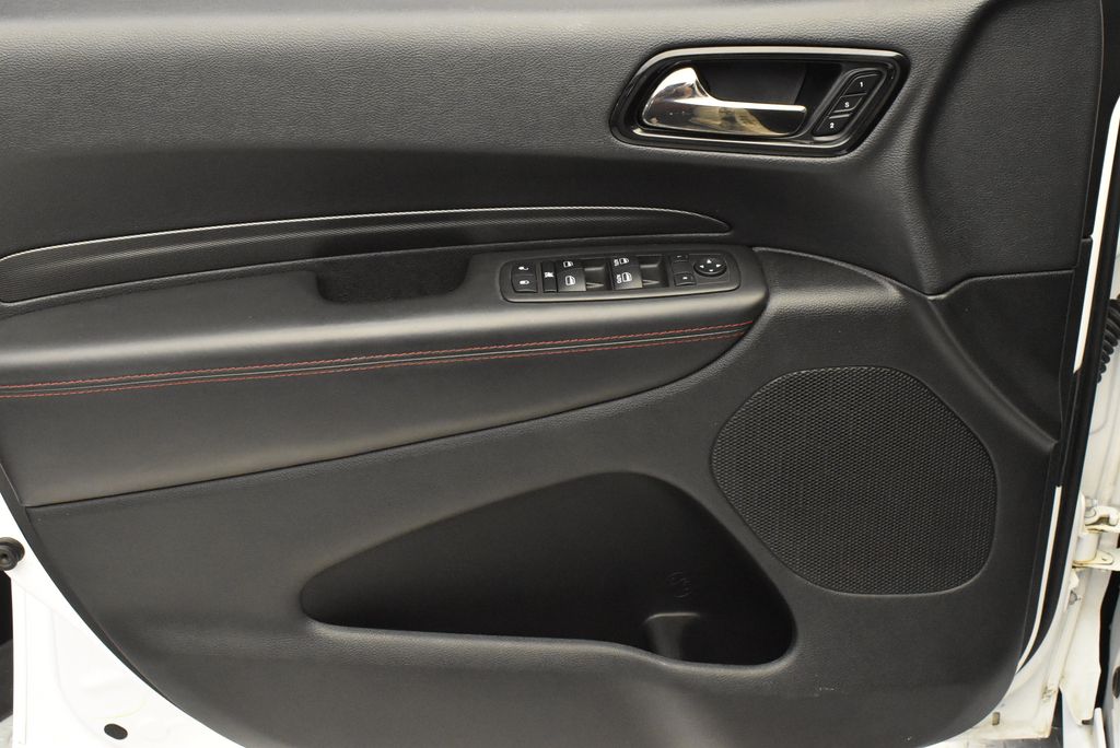 2023 Dodge Durango R/T 11